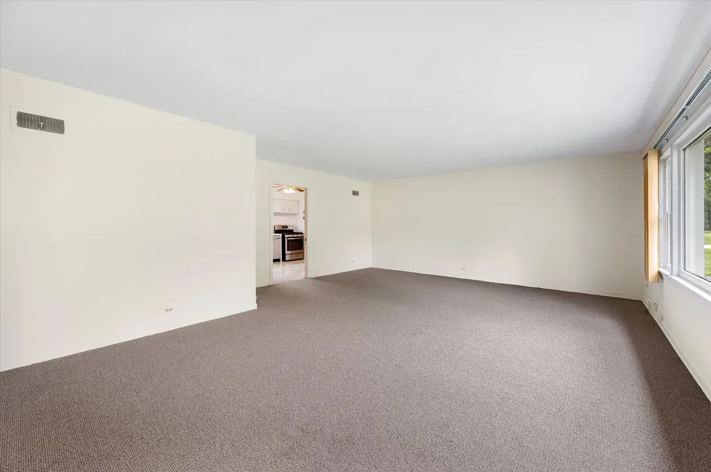 429 South Stratford Avenue Elmhurst IL 60126