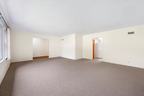429 South Stratford Avenue Elmhurst IL 60126