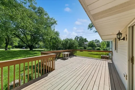 61 Miller Road Lake Zurich IL 60047