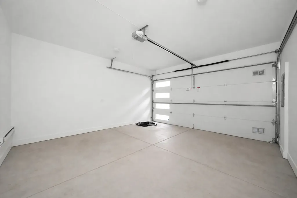 4250 West Belmont Avenue Chicago IL 60641
