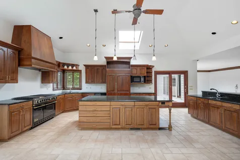 3N828 Meadowridge Circle St. Charles IL 60175