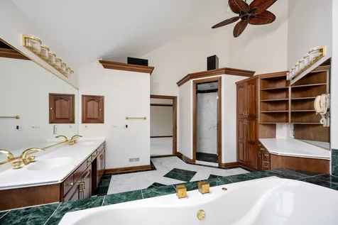 3N828 Meadowridge Circle St. Charles IL 60175