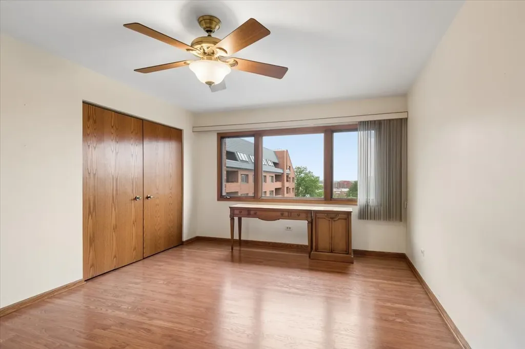 101 South Summit Avenue Park Ridge IL 60068