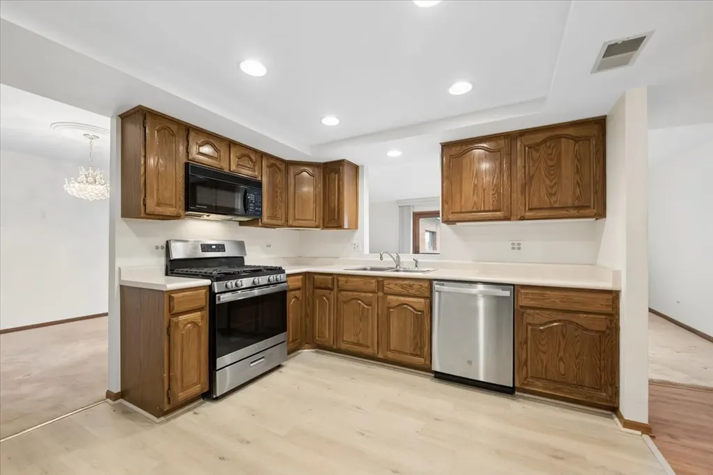 101 South Summit Avenue Park Ridge IL 60068