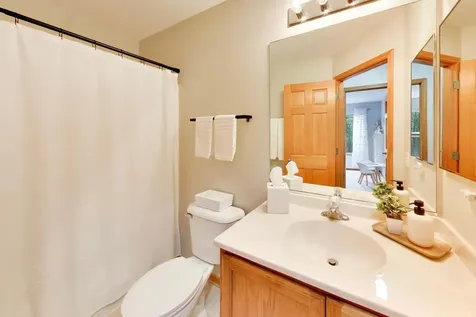2647 Granite Court Crystal Lake IL 60012