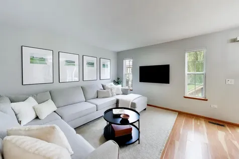 2647 Granite Court Crystal Lake IL 60012