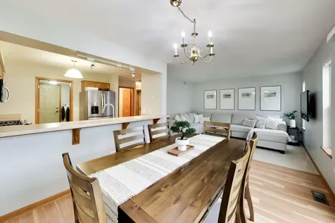 2647 Granite Court Crystal Lake IL 60012