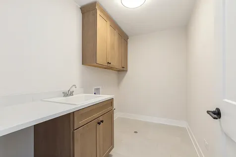 8220 South Stanley Trail S Frankfort IL 60423