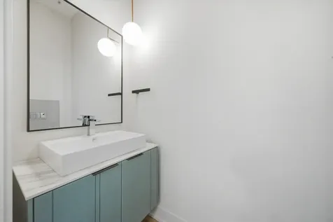 4250 West Belmont Avenue Chicago IL 60641