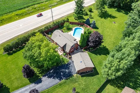 4878 Walnut Grove Poplar Grove IL 61065