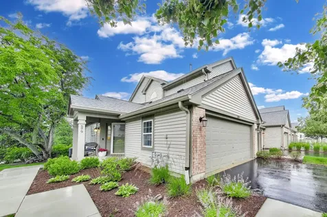 579 Willow Way Lindenhurst IL 60046