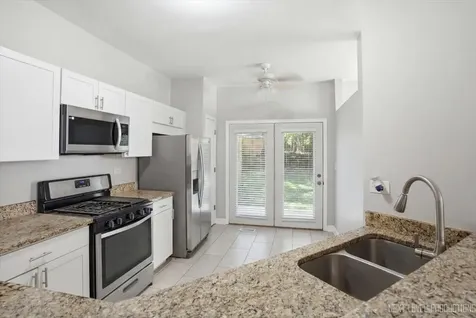 3044 Waters Edge Circle Aurora IL 60504