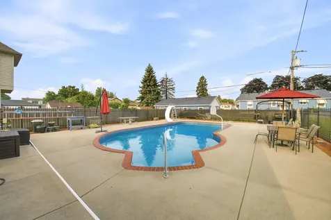 1615 Nicholson Street Crest Hill IL 60403