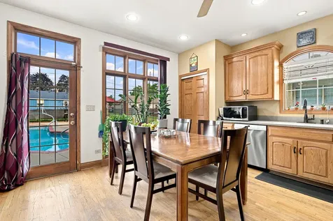 1615 Nicholson Street Crest Hill IL 60403