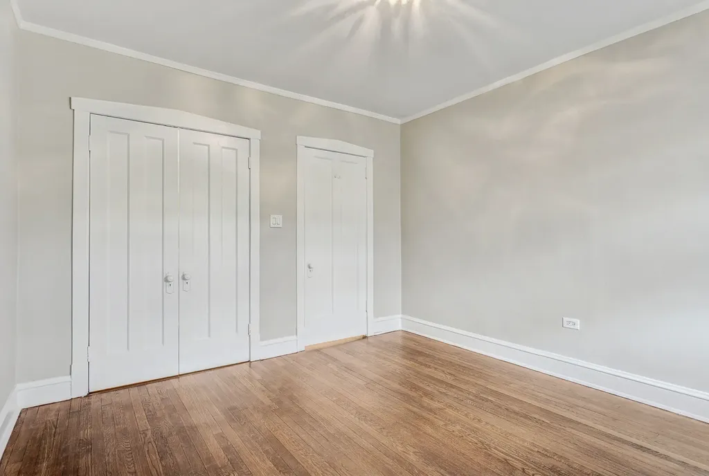 5515 North Winthrop Avenue Chicago IL 60640