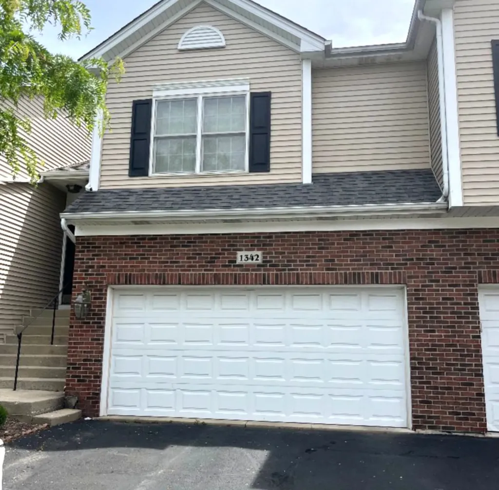 1342 North Winslowe Drive Palatine IL 60074