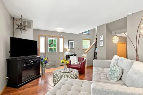 783 Manor Road Crystal Lake IL 60014