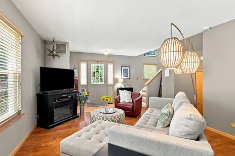 783 Manor Road Crystal Lake IL 60014