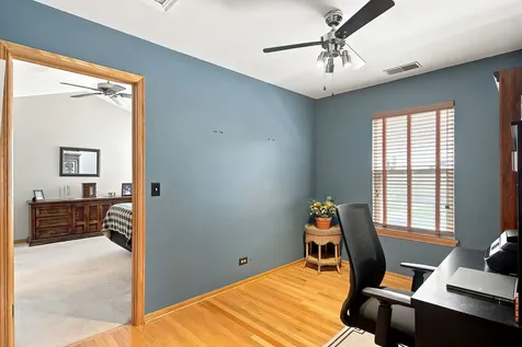 783 Manor Road Crystal Lake IL 60014