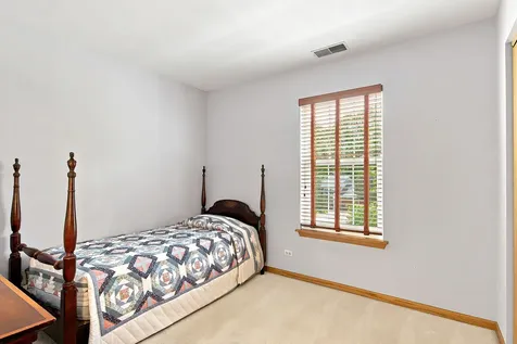783 Manor Road Crystal Lake IL 60014
