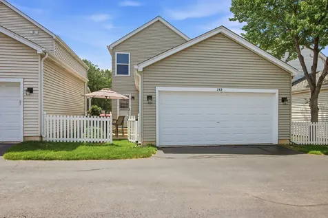 783 Manor Road Crystal Lake IL 60014