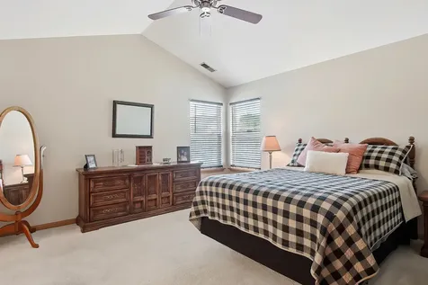 783 Manor Road Crystal Lake IL 60014