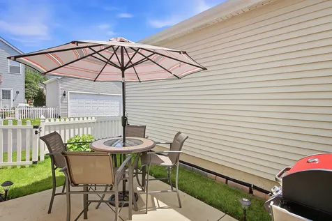 783 Manor Road Crystal Lake IL 60014