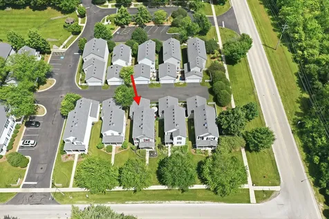 783 Manor Road Crystal Lake IL 60014