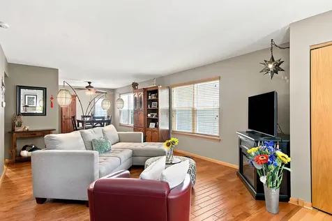 783 Manor Road Crystal Lake IL 60014
