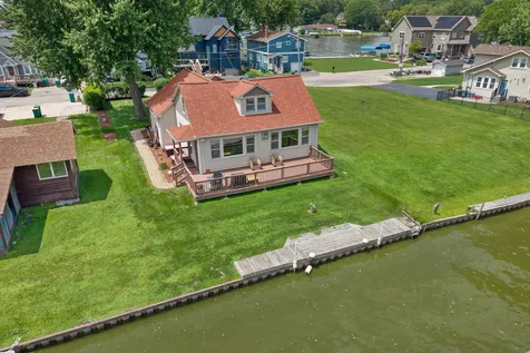 29 Atwater Parkway Fox Lake IL 60020