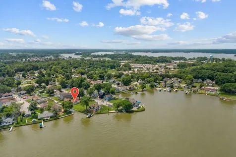 29 Atwater Parkway Fox Lake IL 60020