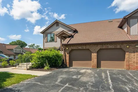 7822 West Arquilla Drive Palos Heights IL 60463
