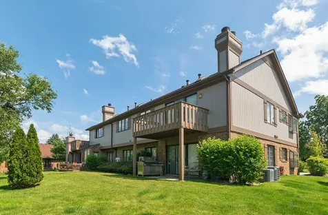 7822 West Arquilla Drive Palos Heights IL 60463