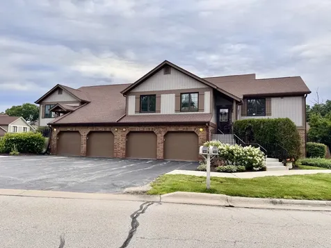 7822 West Arquilla Drive Palos Heights IL 60463