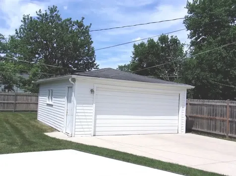 2312 South 14th Avenue Broadview IL 60155