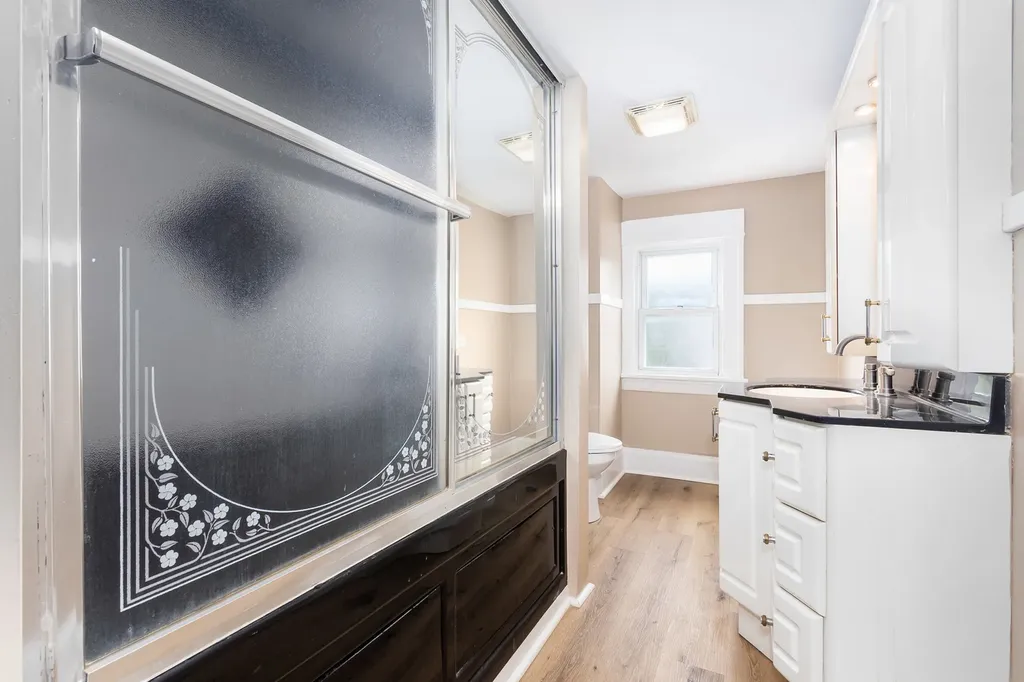 217 Prairie Street Aurora IL 60506