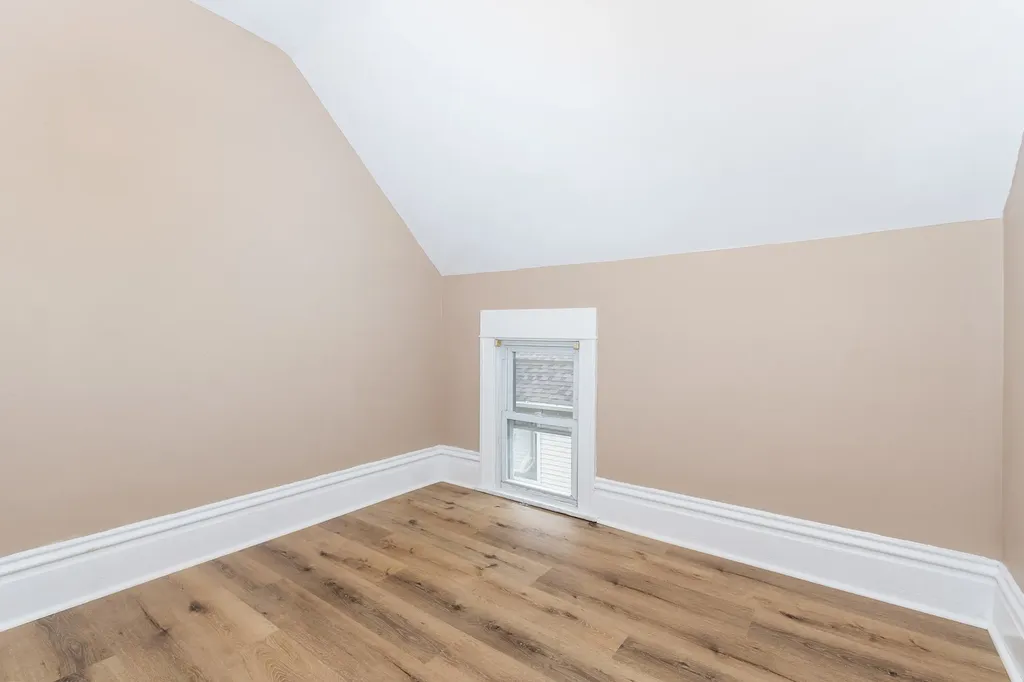 217 Prairie Street Aurora IL 60506