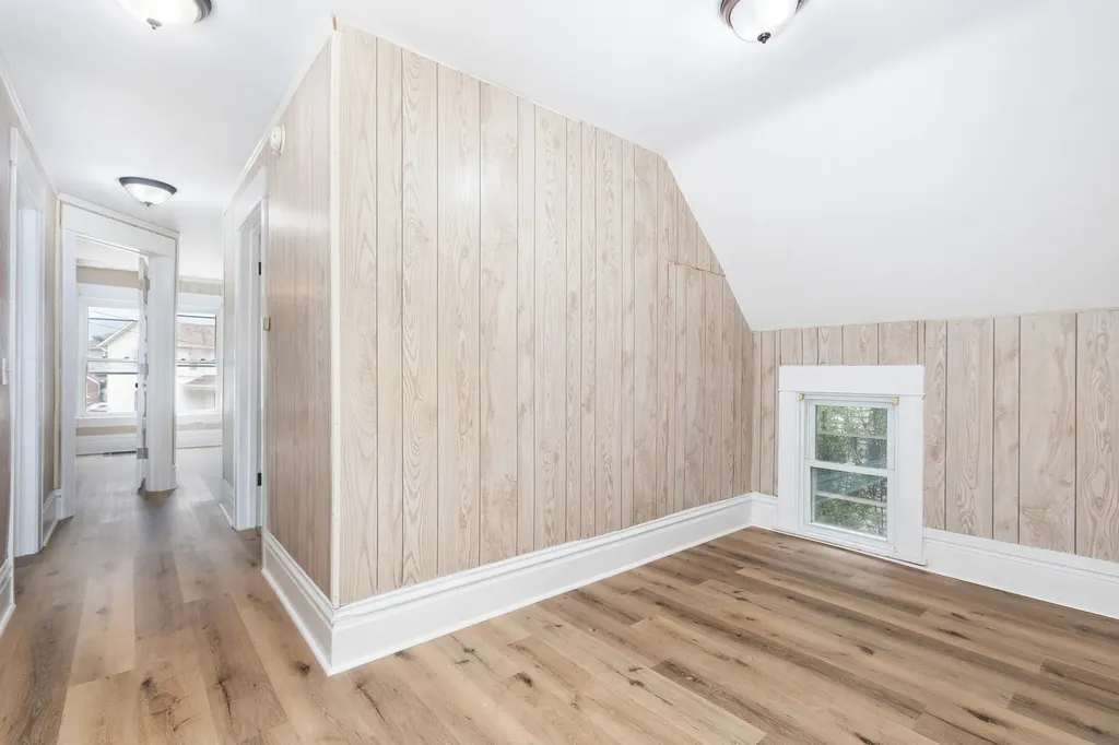 217 Prairie Street Aurora IL 60506