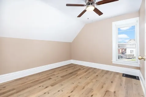 217 Prairie Street Aurora IL 60506