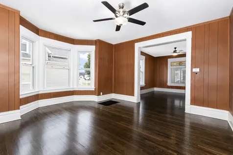 217 Prairie Street Aurora IL 60506