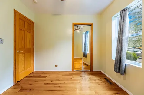 115 North State Street Glenwood IL 60425