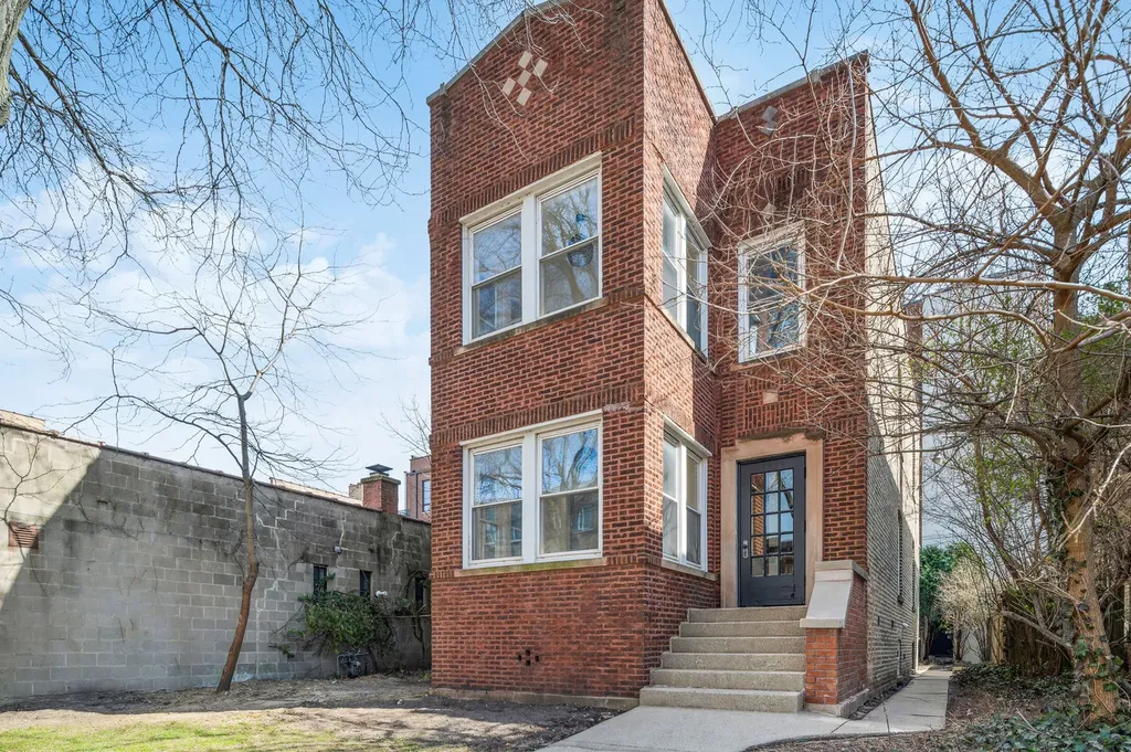 1928 Harrison Street Evanston IL 60201