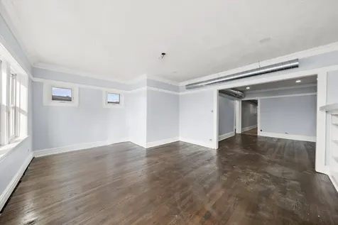 5028 West Lawrence Avenue Chicago IL 60630