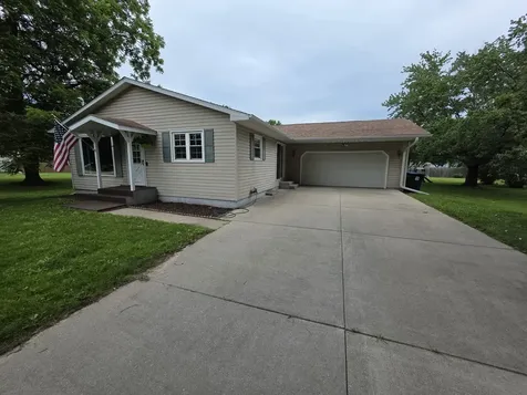 611 East 7th Street Rock Falls IL 61071