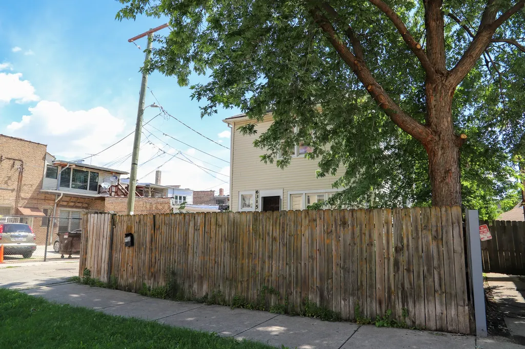 6315 South Troy Street Chicago IL 60629