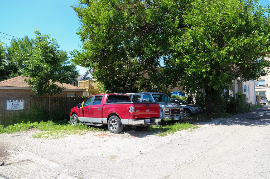 6315 South Troy Street Chicago IL 60629