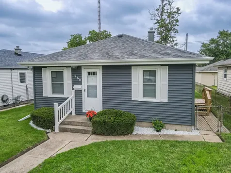 260 North Clinton Avenue Bradley IL 60915