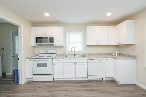 260 North Clinton Avenue Bradley IL 60915