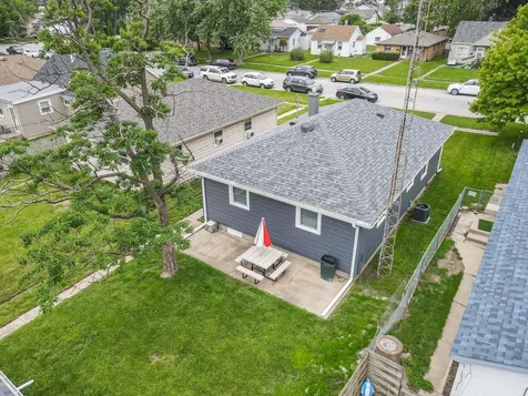 260 North Clinton Avenue Bradley IL 60915