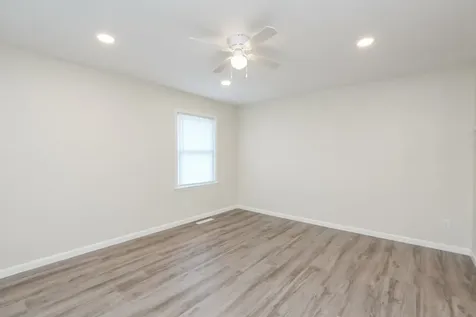 260 North Clinton Avenue Bradley IL 60915